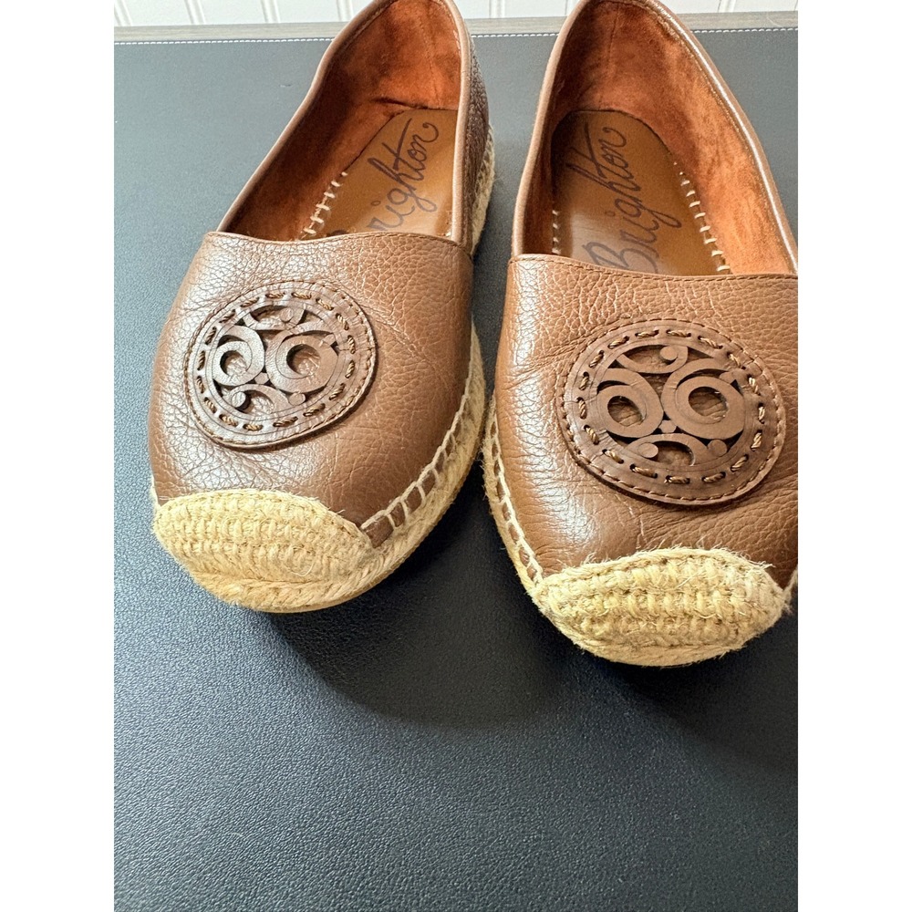 Brighton Groove Brown Pebbled Leather Espadrille Flats Medallion Slip On Shoes 6 - Picture 2 of 9